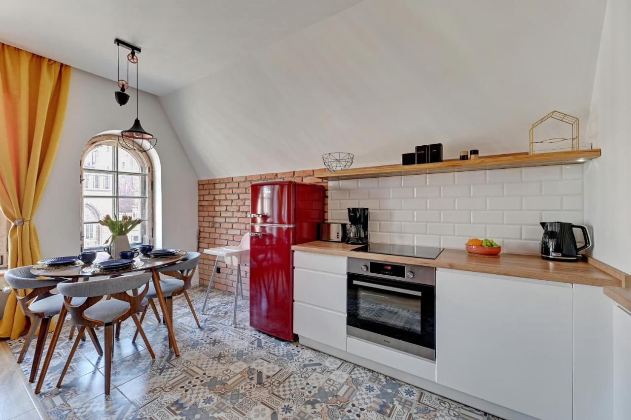 Pola By Q4Apartments - Heart Of The Old Town グダニスク エクステリア 写真